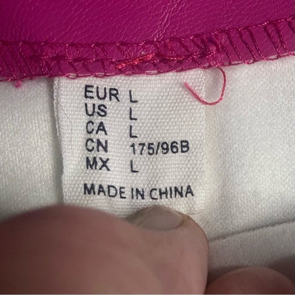 Bratz Coquette Mini Skirt L Barbie Pink Edgy 7” Slit High Waist Zipper Pleather - Picture 4 of 9